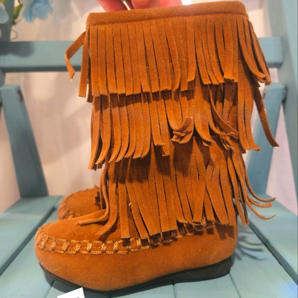 Toddler size 5 fringe boots